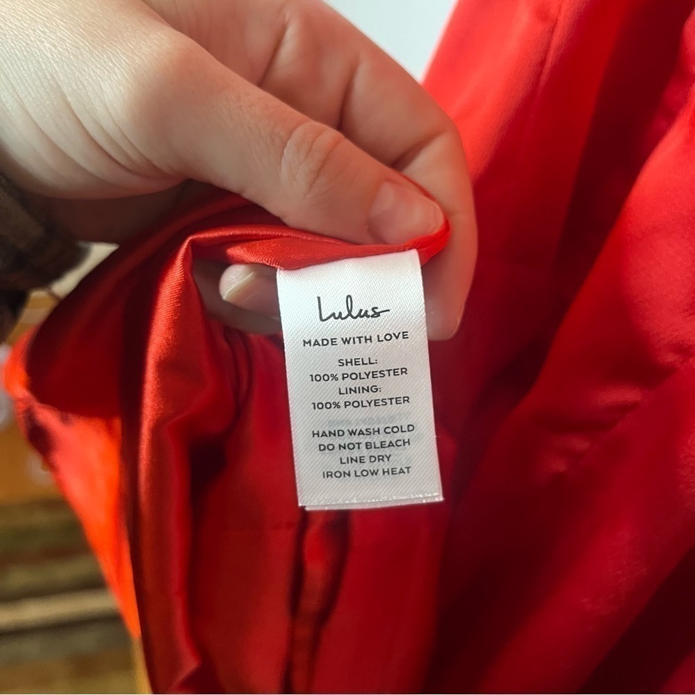 Lulu’s Chic For The Night Red Sleek Satin O-Ring Halter Mini Dress Sz M NWT - Picture 11 of 15